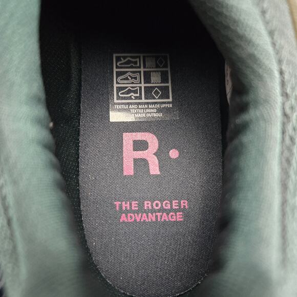 NEW On Cloud The Roger Advantage Womens Size 9.5 Court Tennis Shoes White Pink - Picture 11 of 12